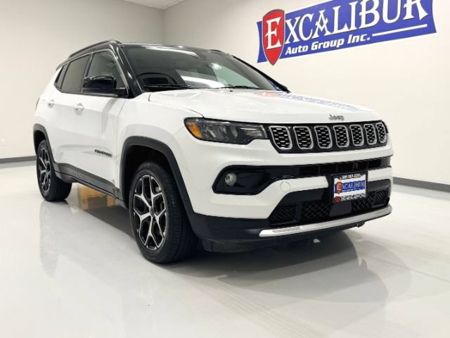 Used 2025 Jeep Compass Limited AWD/4WD image 4
