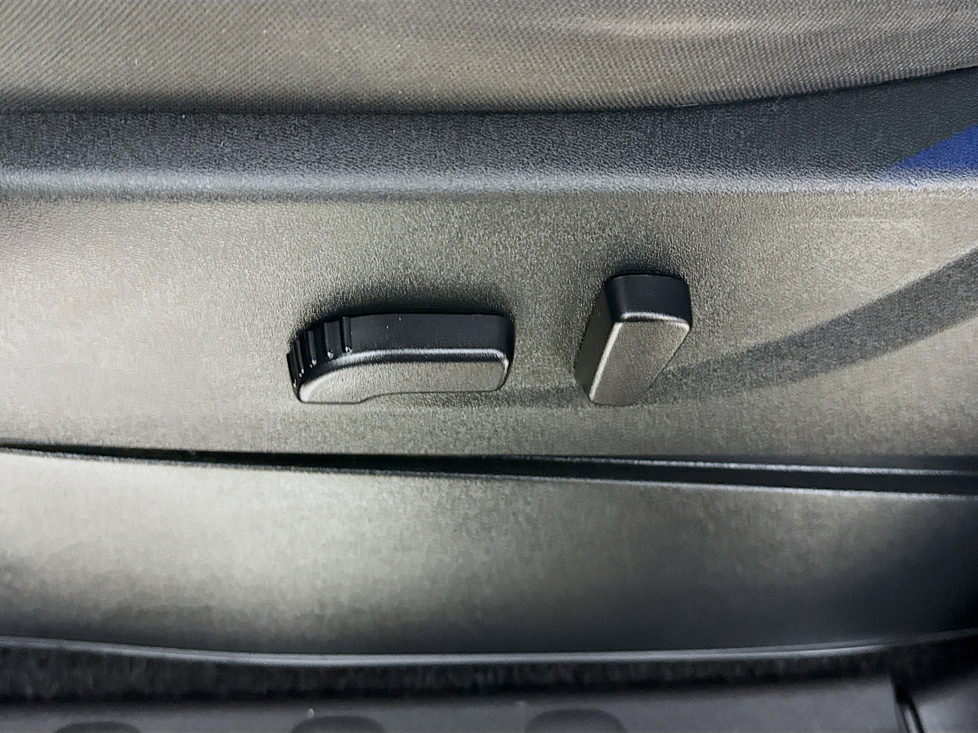 Used 2022 Nissan Frontier SV image 22