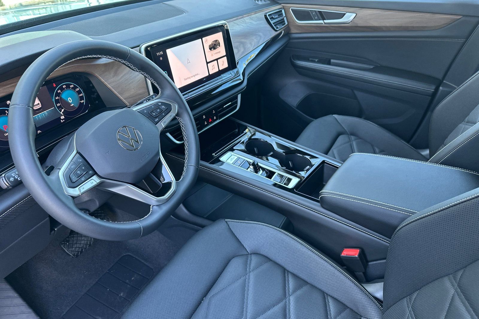 New 2026 Volkswagen Atlas SE image 8
