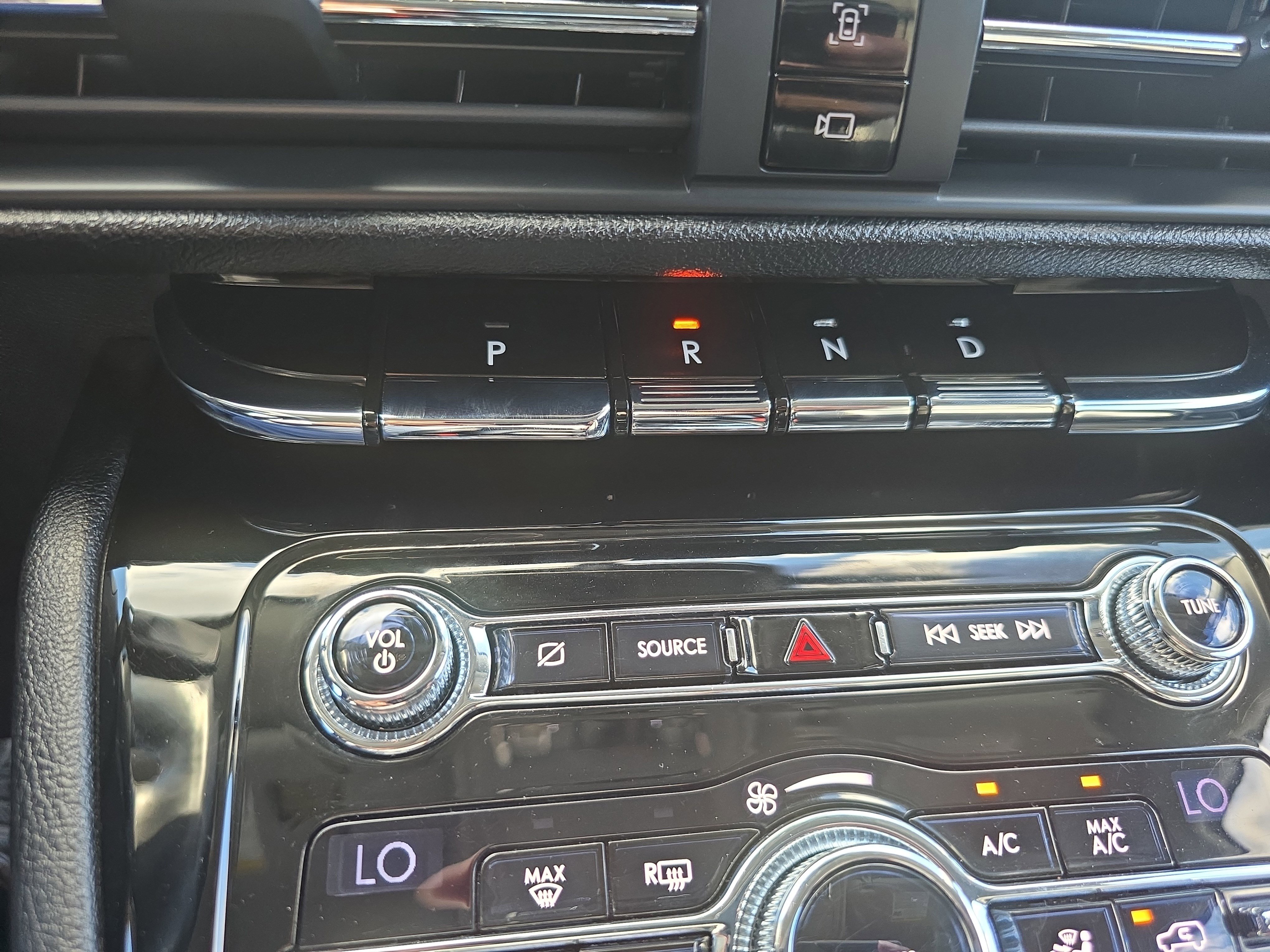 Used 2020 Lincoln Corsair AWD w/ Equipment Group 101A image 24