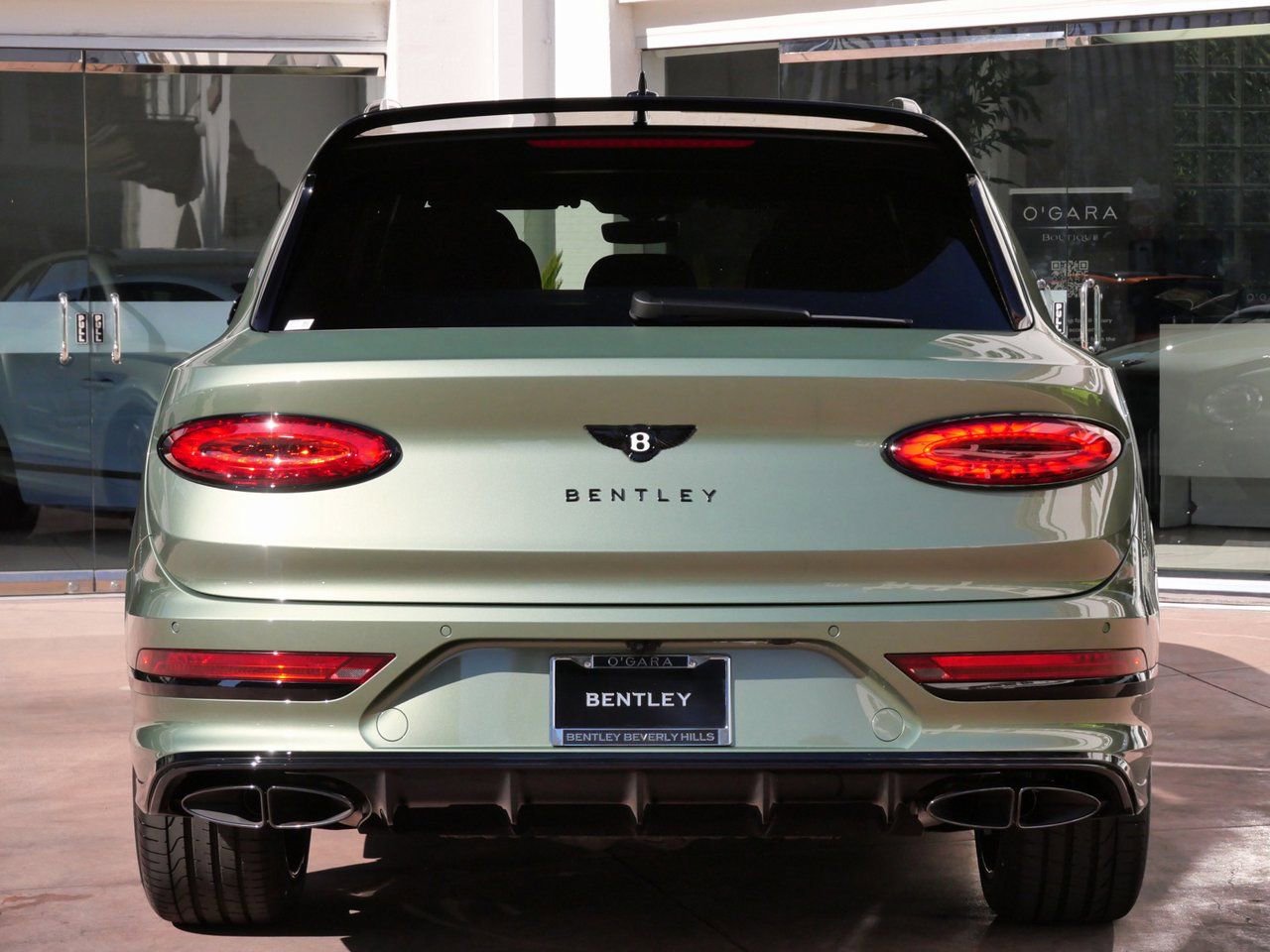 Used 2025 Bentley Bentayga AWD/4WD image 8