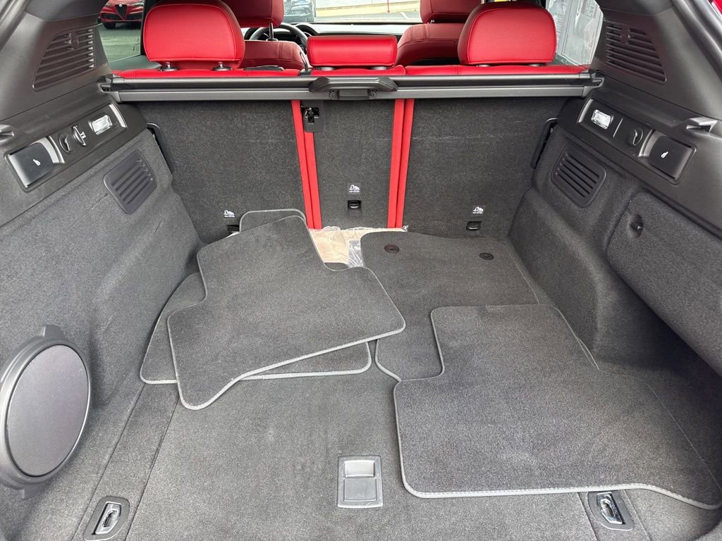 Used 2024 Alfa Romeo Stelvio Veloce image 56