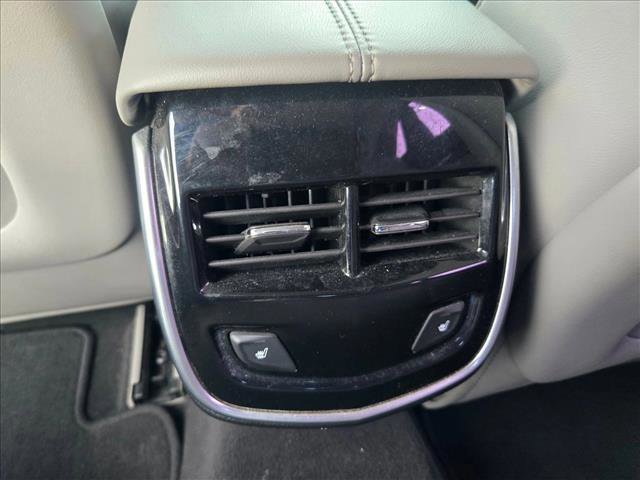 Used 2017 Cadillac XTS Luxury FWD image 10