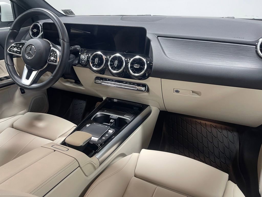 Certified 2023 Mercedes-Benz GLA 250 4MATIC image 28