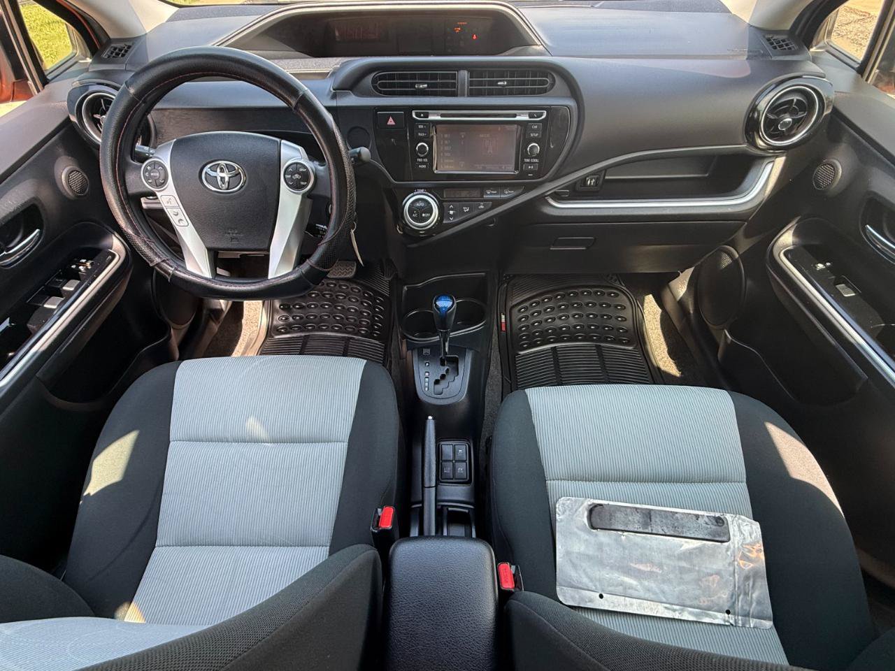 Used 2016 Toyota Prius C Two FWD image 9