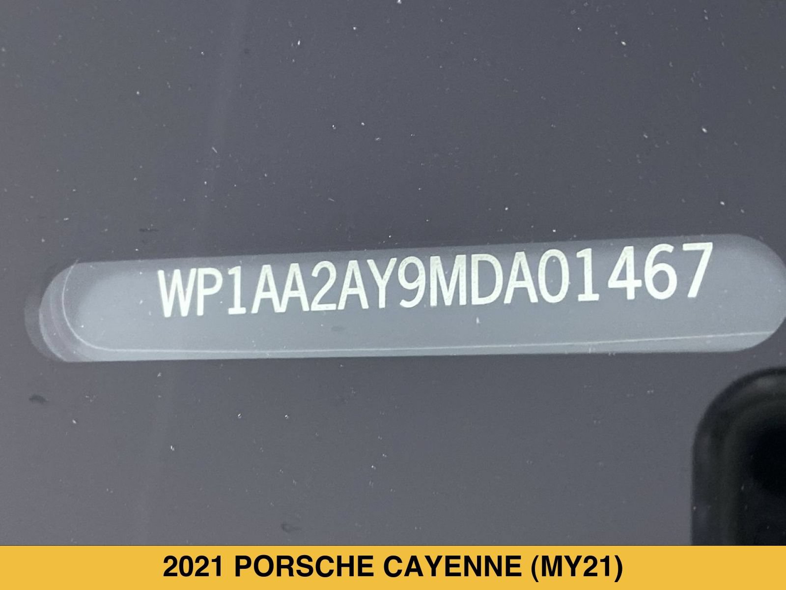 Used 2021 Porsche Cayenne AWD/4WD image 18
