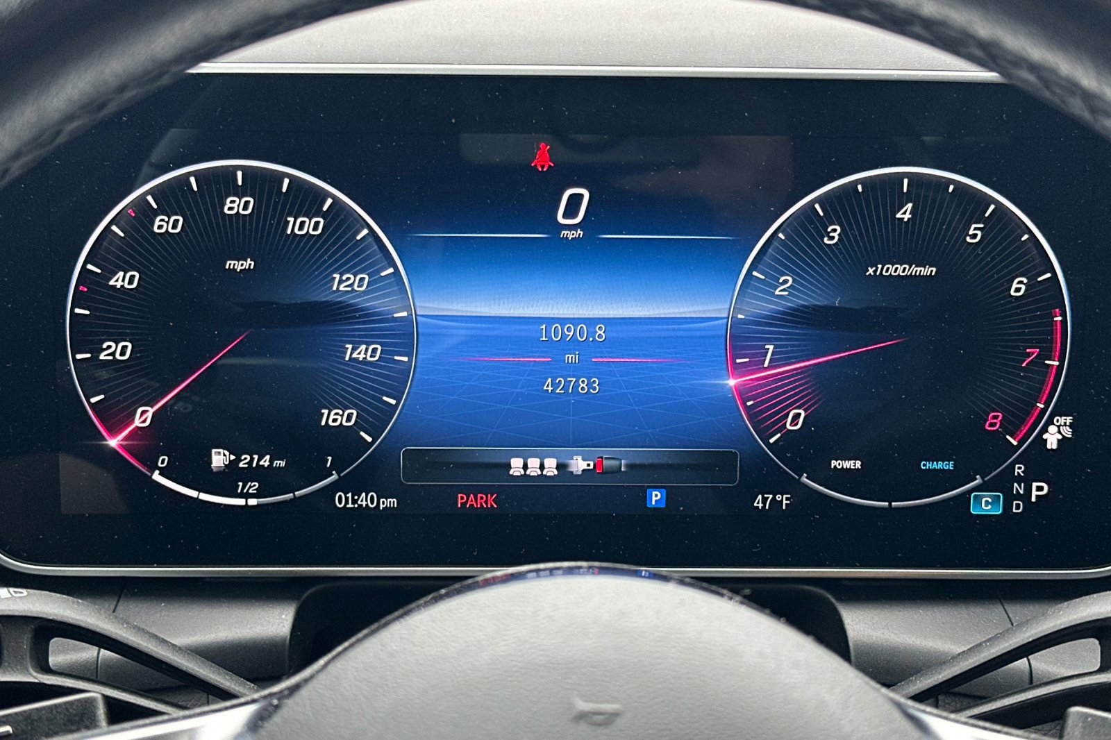 Used 2024 Mercedes-Benz GLC 300 w/ Winter Package image 24