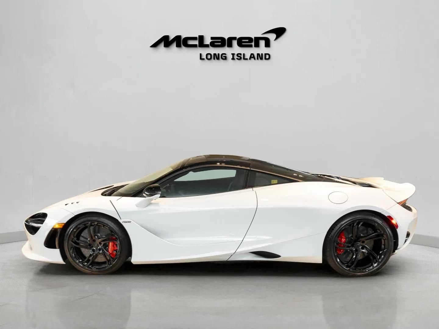 New 2027 McLaren 750S RWD image 8