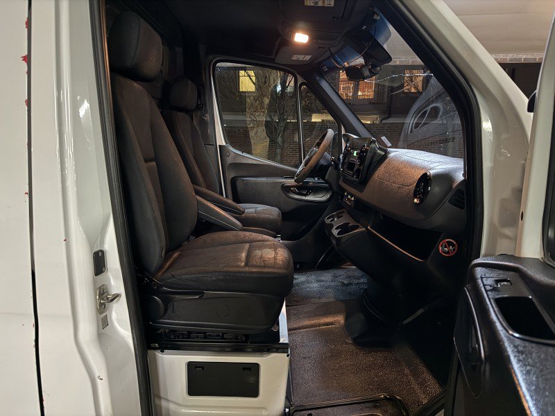 Used 2019 Mercedes-Benz Sprinter 144 Cargo image 20