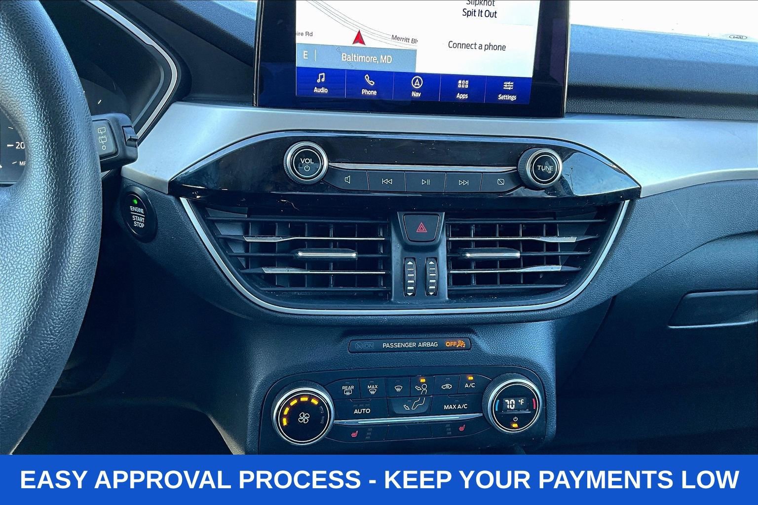 Used 2020 Ford Escape SE image 19