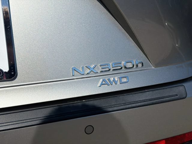 Used 2024 Lexus NX 350h AWD image 11