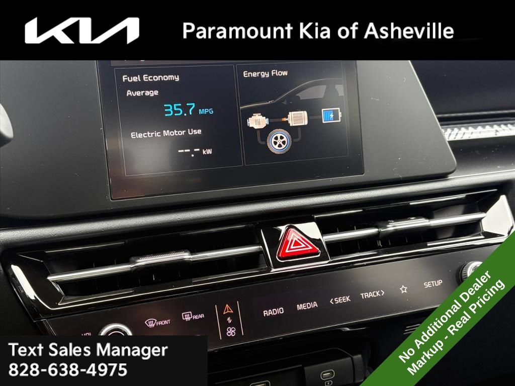New 2026 Kia Niro LX FWD image 13
