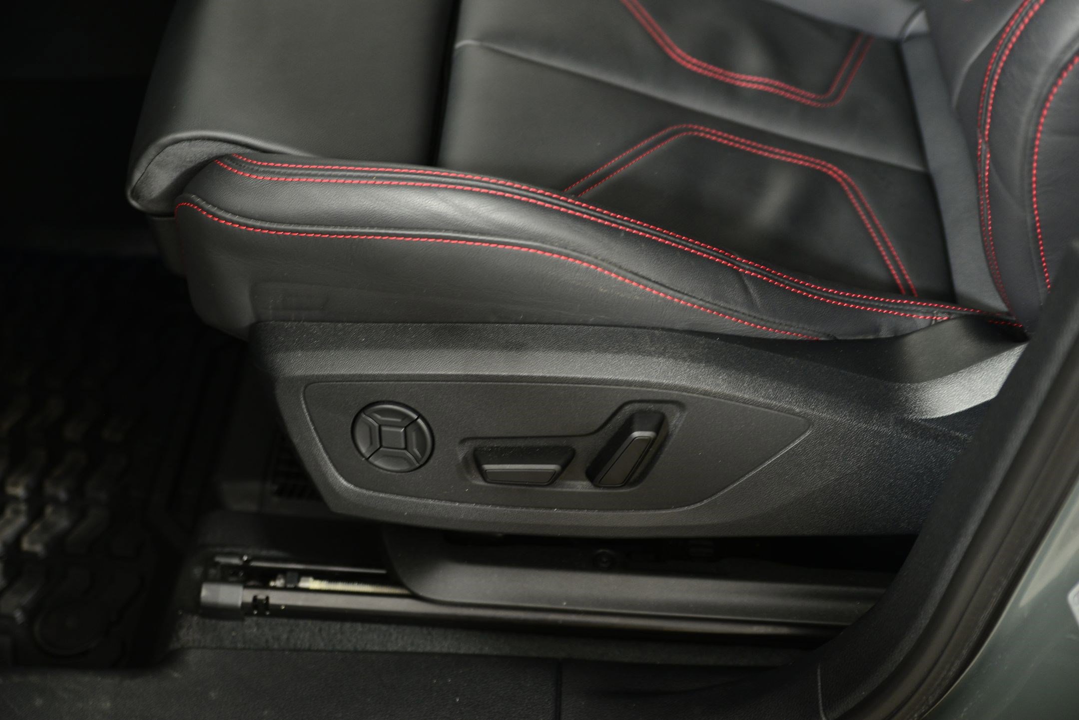 Used 2025 Audi Q3 2.0T Premium Plus image 29