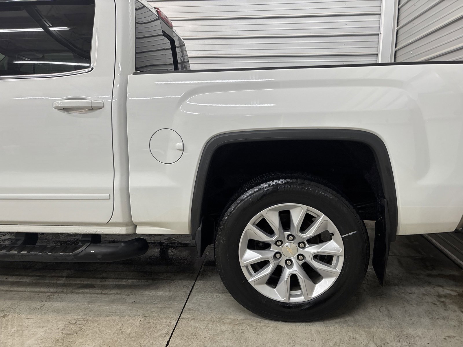 Used 2015 GMC Sierra 1500 SLE w/ Carbon-22 Edition image 5