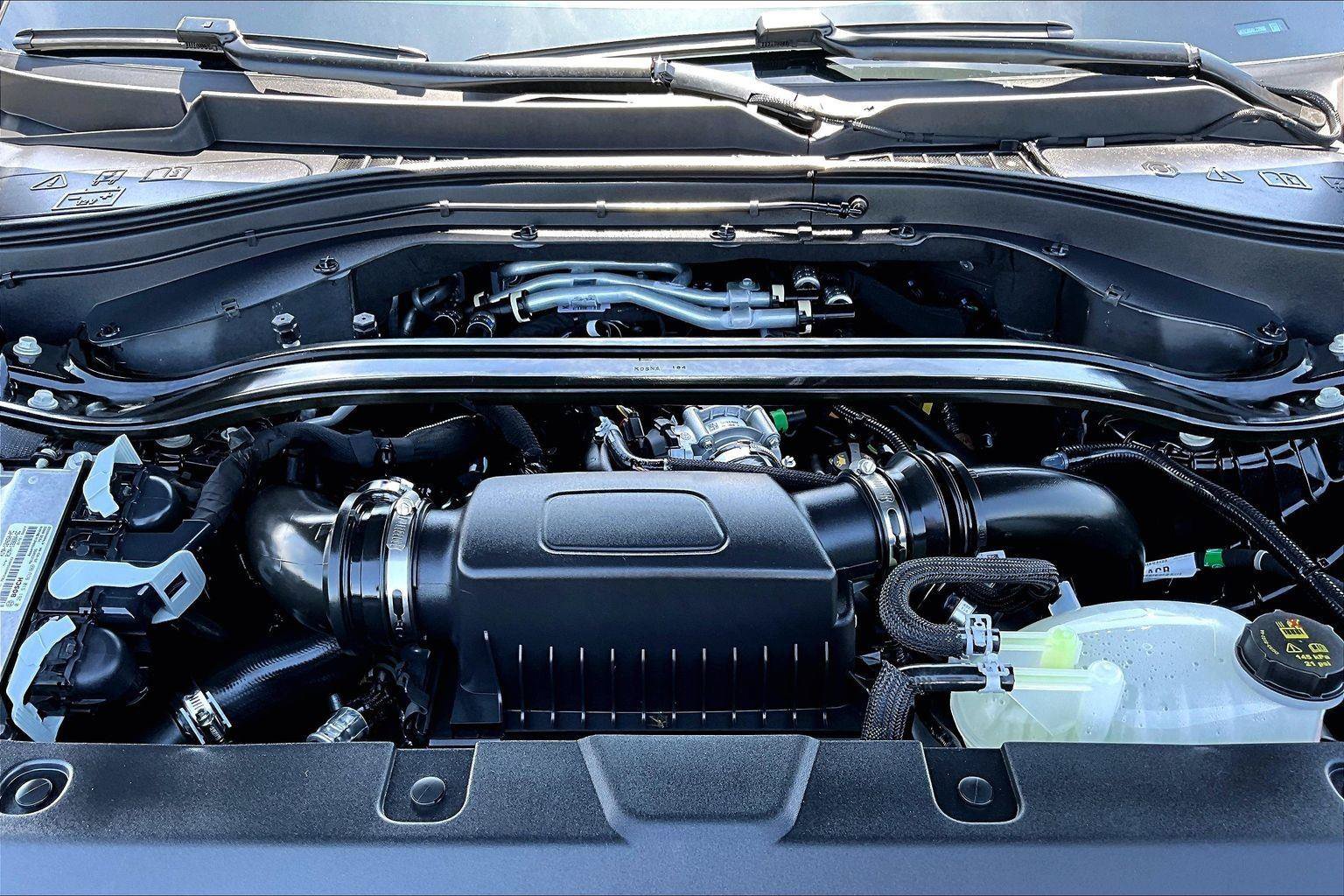 Used 2025 Lincoln Aviator AWD image 11