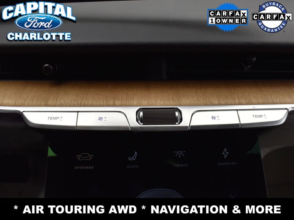 Used 2024 Lucid Air Touring image 14