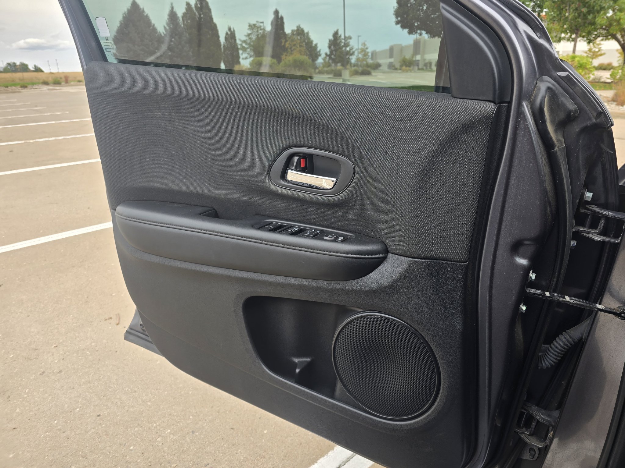 Used 2022 Honda HR-V Sport image 17