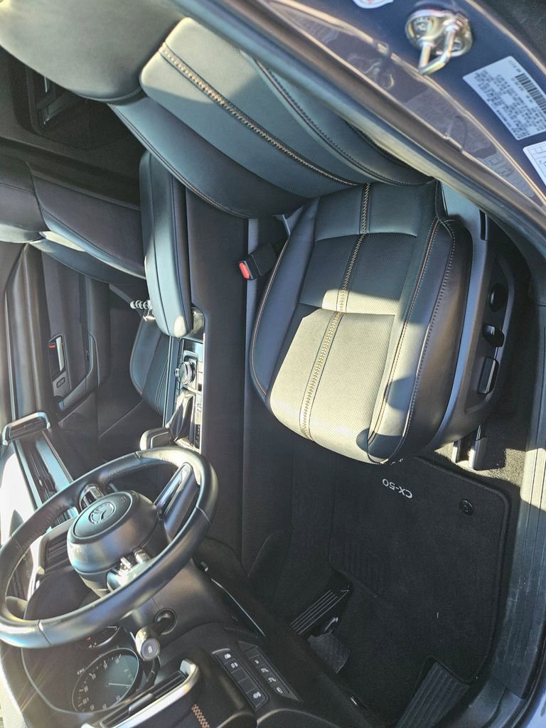 Used 2025 MAZDA CX-50 AWD 2.5 Hybrid w/ Premium Pkg image 11