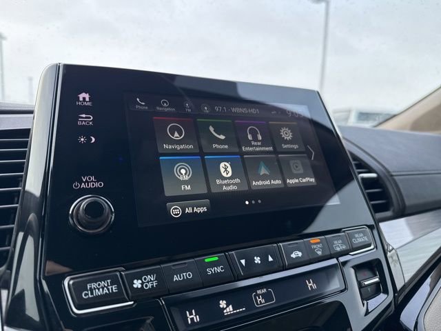 Used 2023 Honda Odyssey Elite image 16