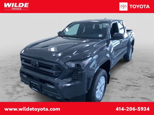 New 2025 Toyota Tacoma SR5