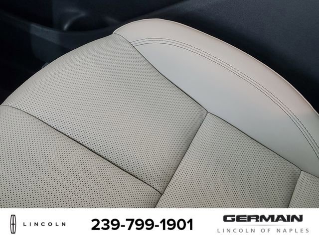 New 2025 Lincoln Aviator 2WD w/ Equipment Group 101A image 27