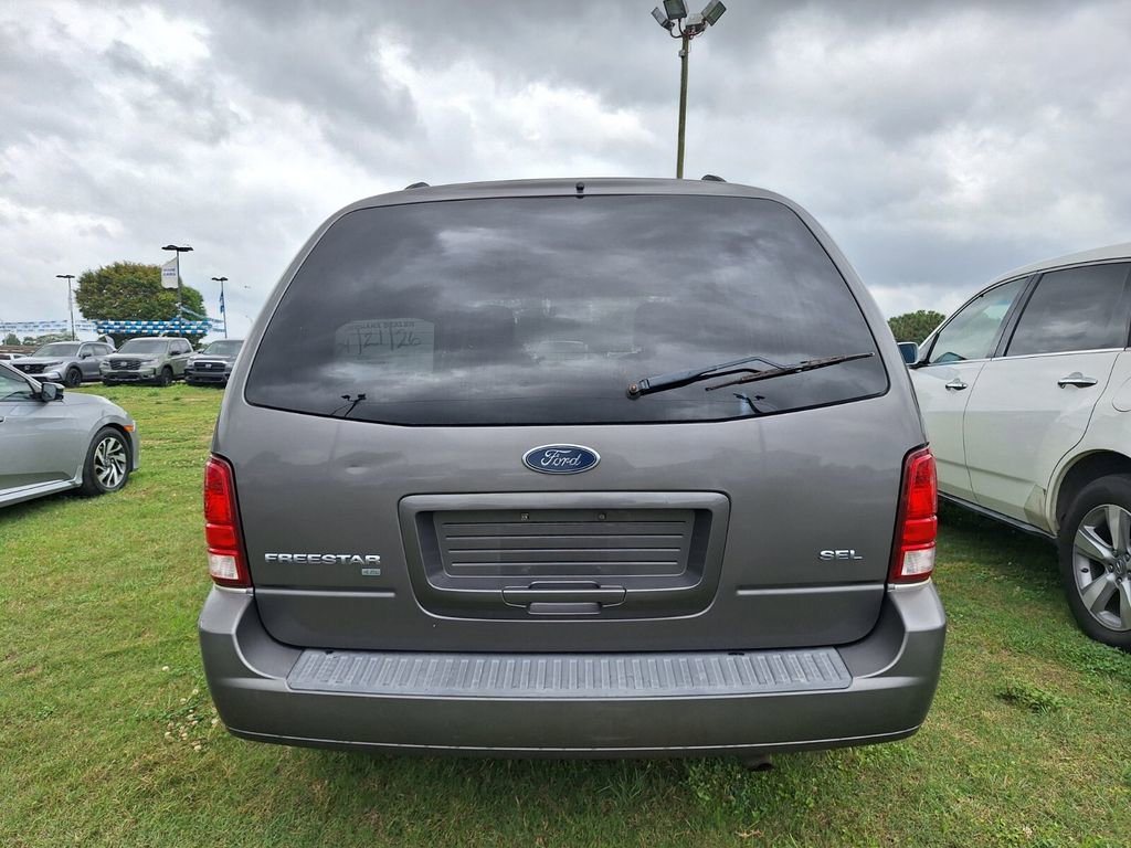 Used 2006 Ford Freestar SEL FWD image 5