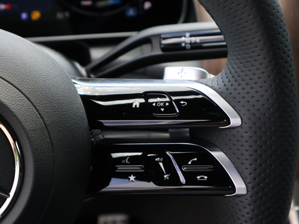 New 2026 Mercedes-Benz GLC 300 4MATIC image 34