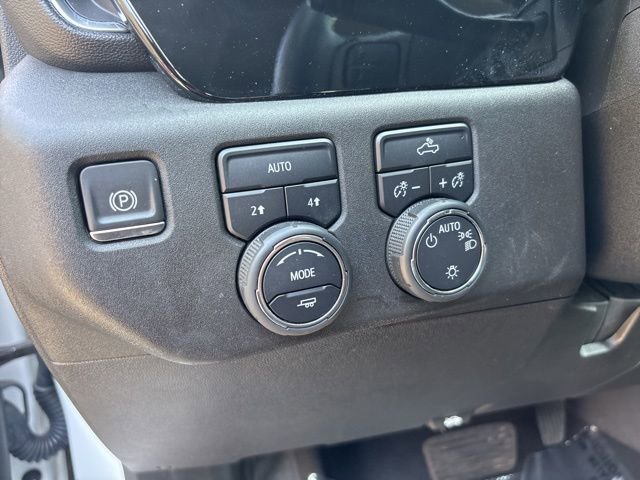 Used 2024 Chevrolet Silverado 1500 LT image 5