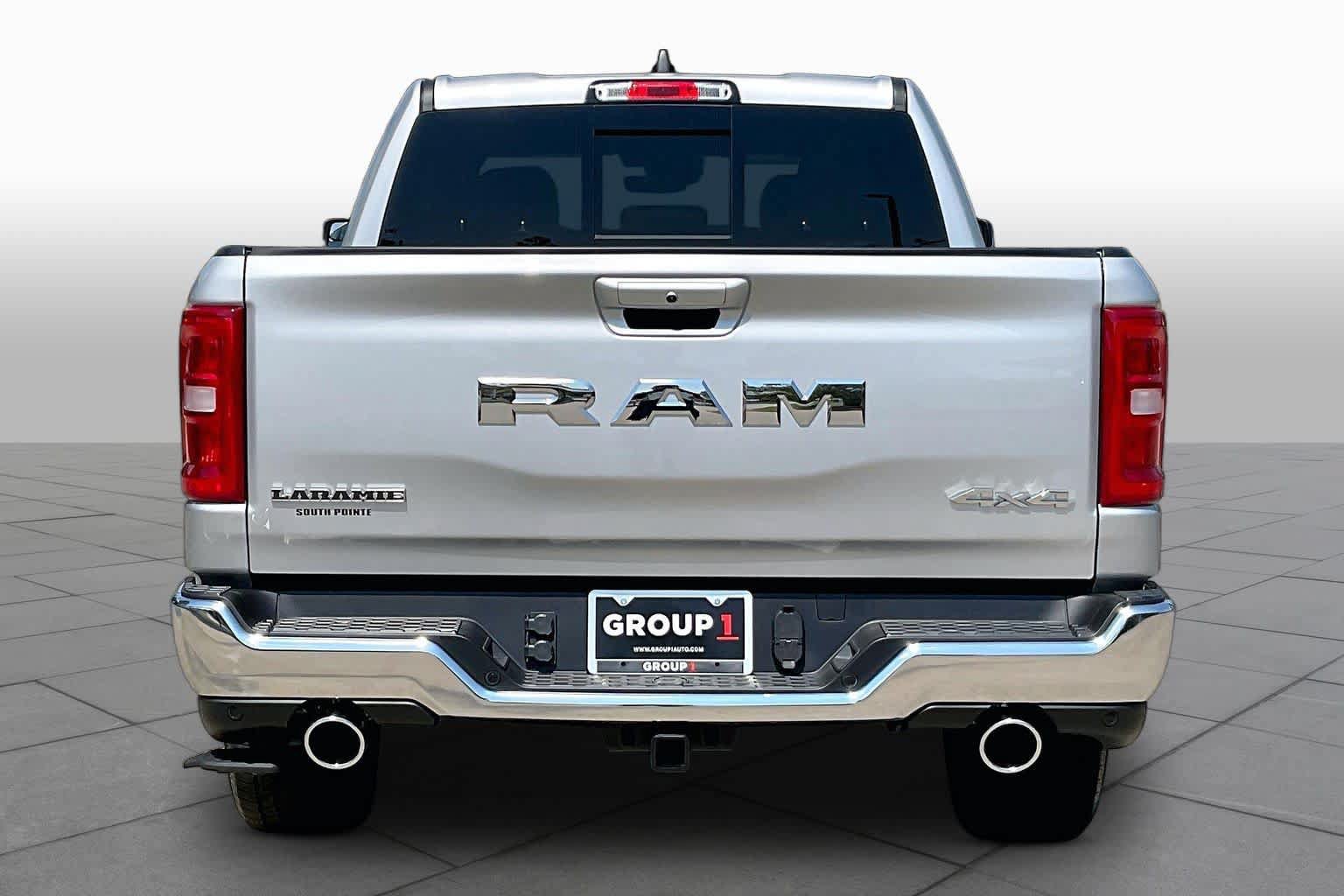 New 2027 RAM 1500 Laramie AWD/4WD image 4