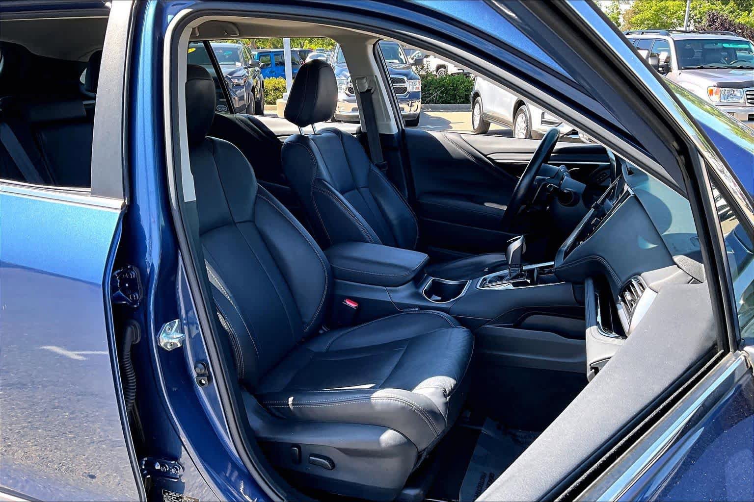 Used 2022 Subaru Outback Limited AWD/4WD image 8