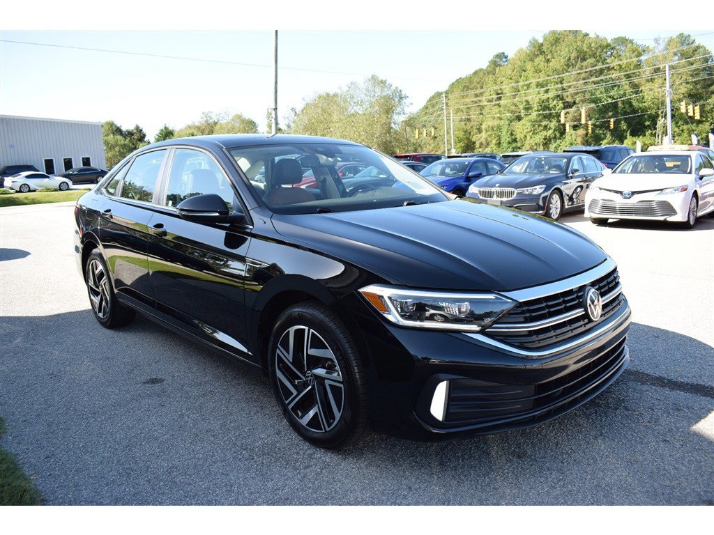 Used 2023 Volkswagen Jetta SEL image 7