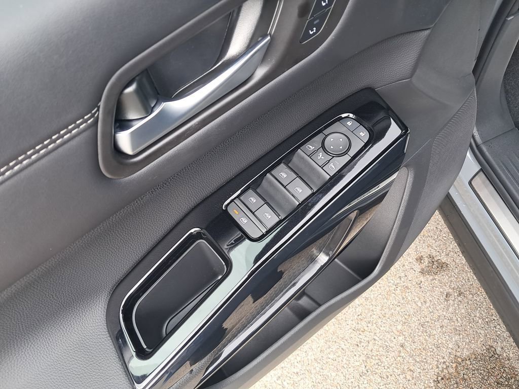 New 2026 Nissan Pathfinder Platinum w/ Lighting Package image 12