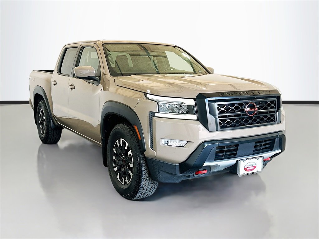Used 2024 Nissan Frontier Pro-X image 3