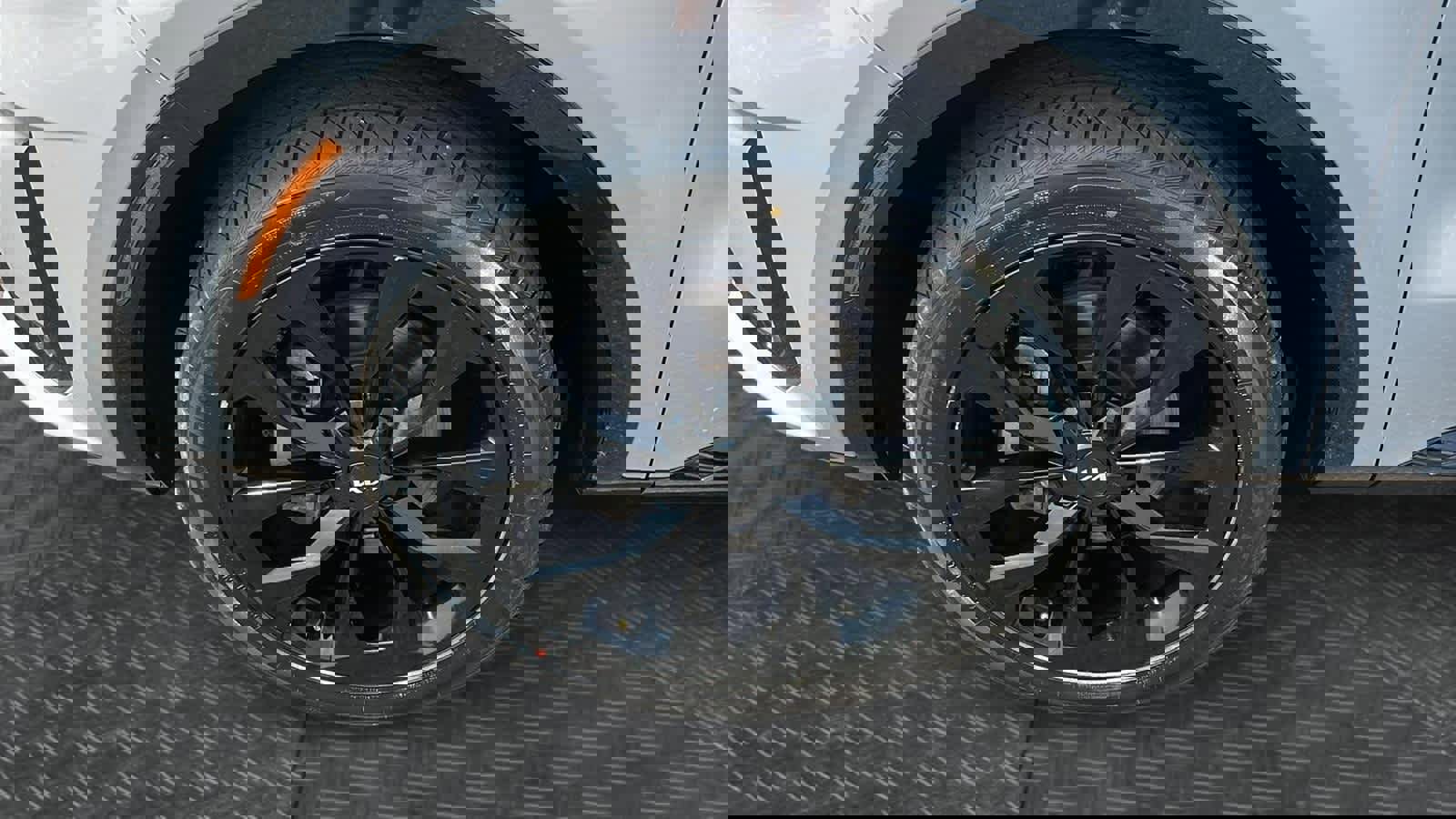 Used 2023 Kia Sorento SX image 8