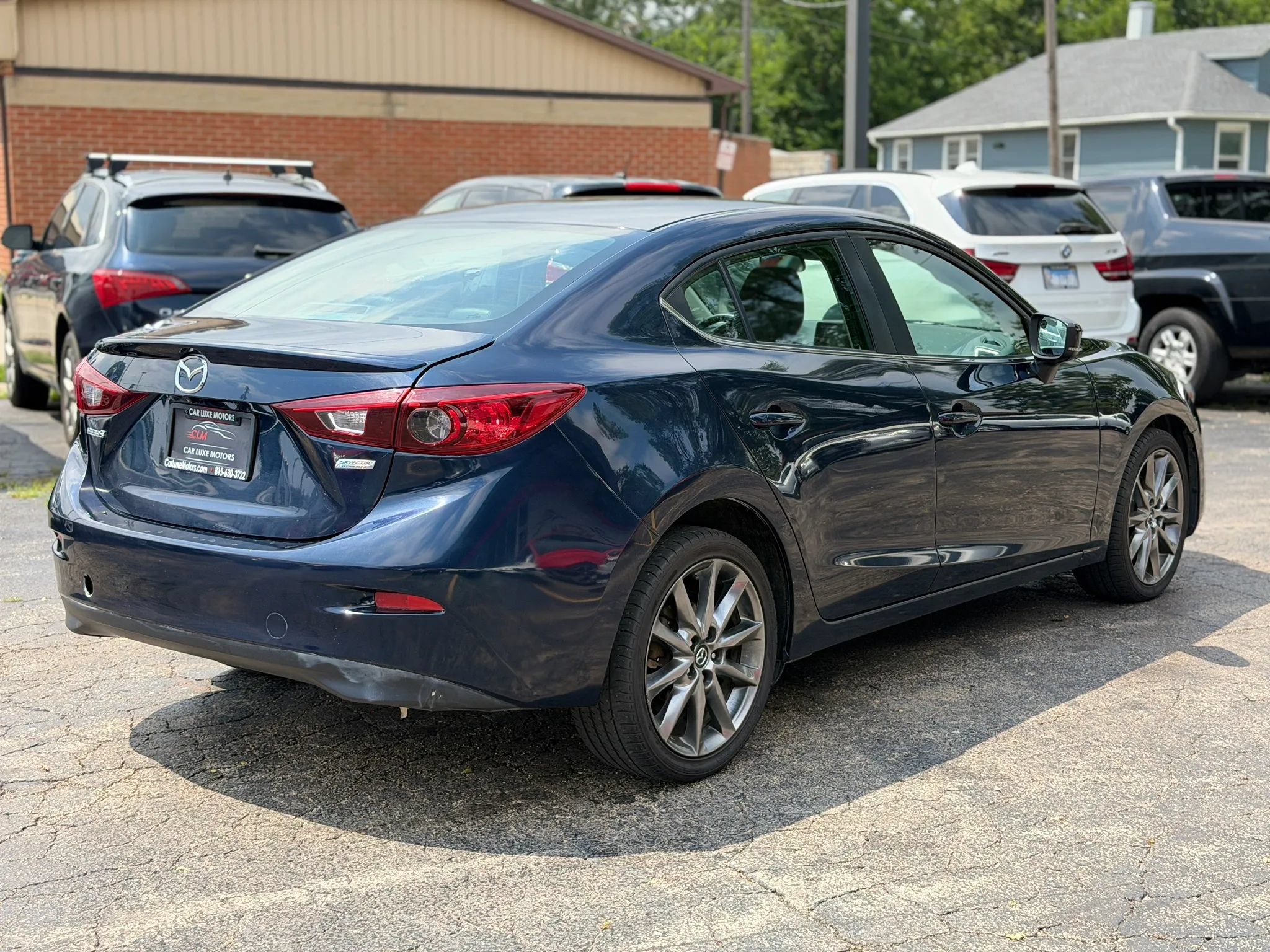 Used 2018 MAZDA MAZDA3 Touring FWD image 4