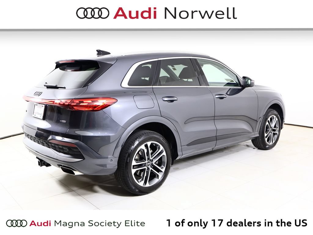 Used 2025 Audi Q5 Premium Plus w/ Premium Plus AWD/4WD image 18