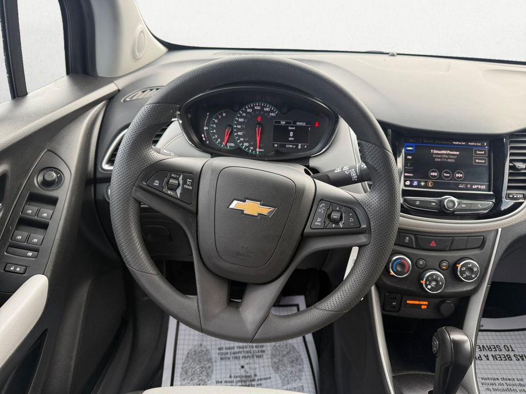 Used 2022 Chevrolet Trax LS w/ Tint and Cruise Package image 13