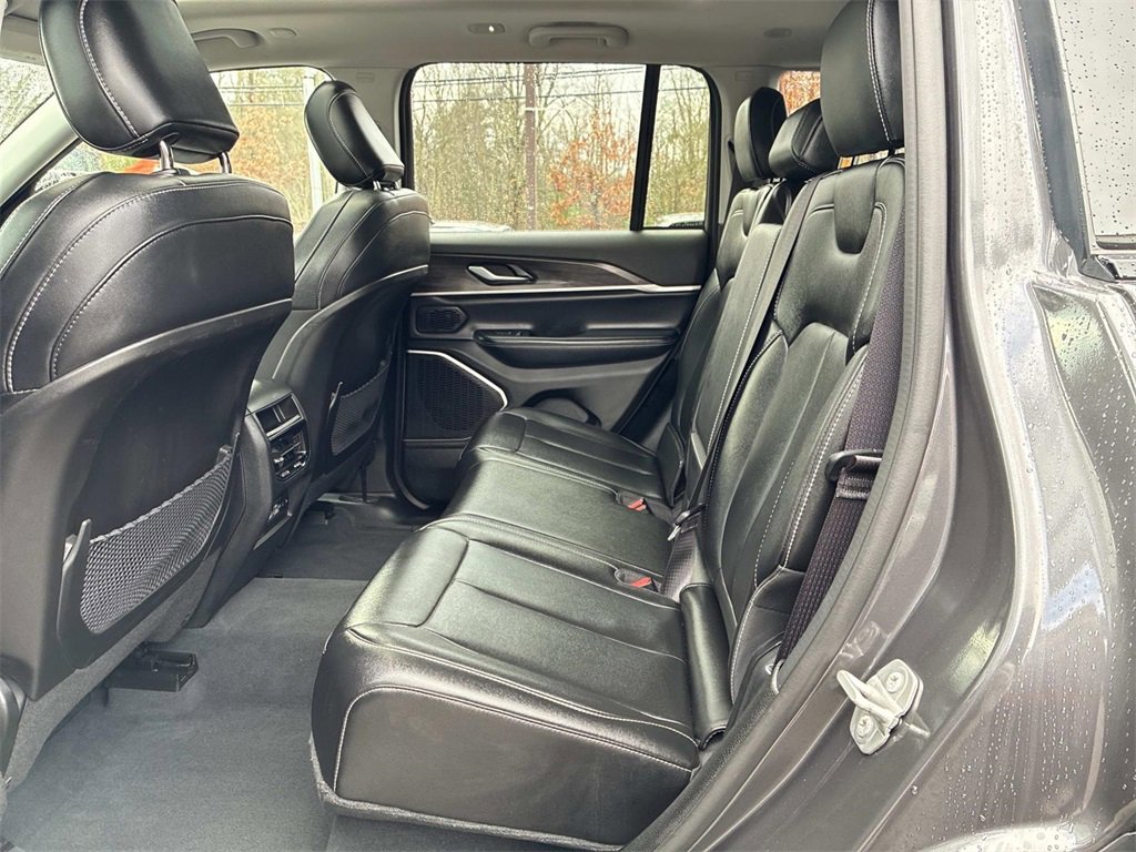 Used 2023 Jeep Grand Cherokee 4WD 4xe image 15