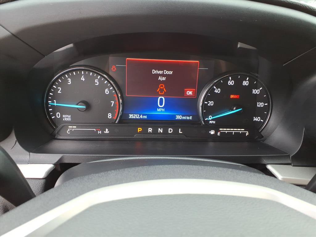Used 2022 Ford Explorer XLT w/ Equipment Group 202A AWD/4WD image 26