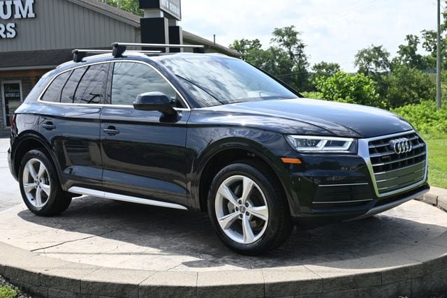 Used 2020 Audi Q5 2.0T Premium Plus w/ Premium Plus Package AWD/4WD image 3