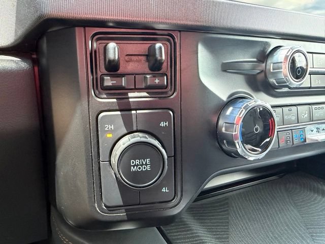 Used 2023 Ford F450 Platinum w/ FX4 Off-Road Package AWD/4WD image 18