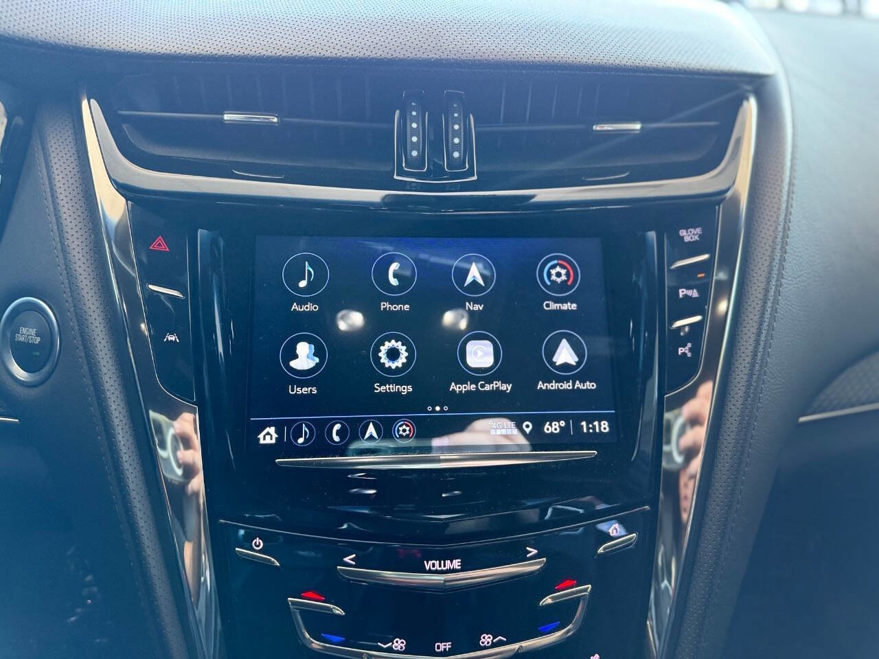 Used 2018 Cadillac CTS V w/ Luxury Package RWD image 75