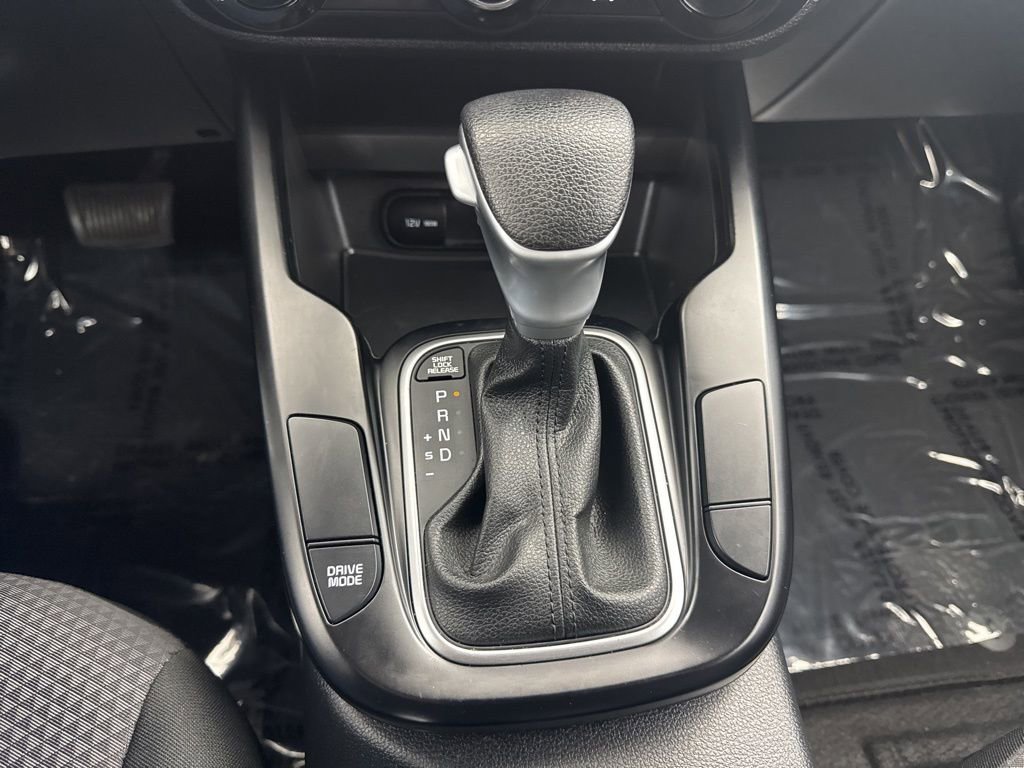 Used 2024 Kia Soul LX w/ Option Group 015 FWD image 21