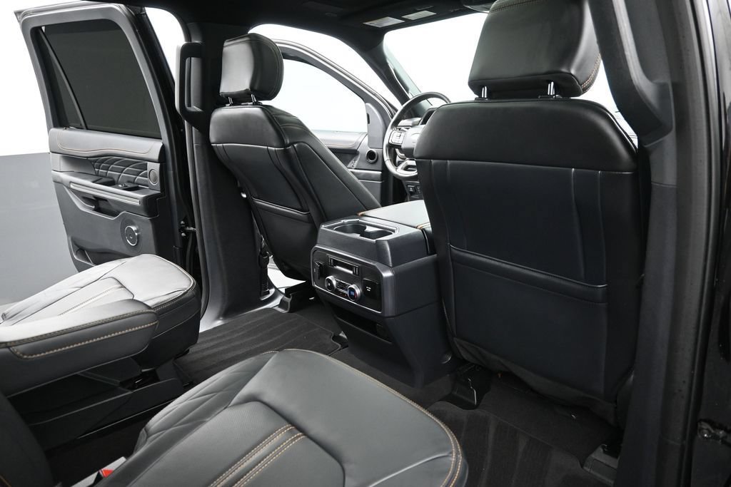 Used 2024 Ford Expedition Max Platinum RWD image 10