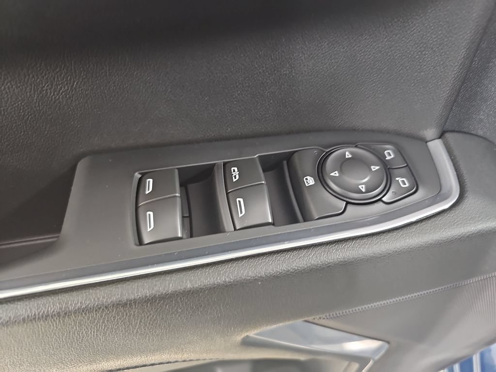 Certified 2024 Chevrolet Silverado 1500 LT AWD/4WD image 32