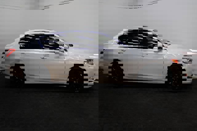 Used 2014 Acura RLX image 3