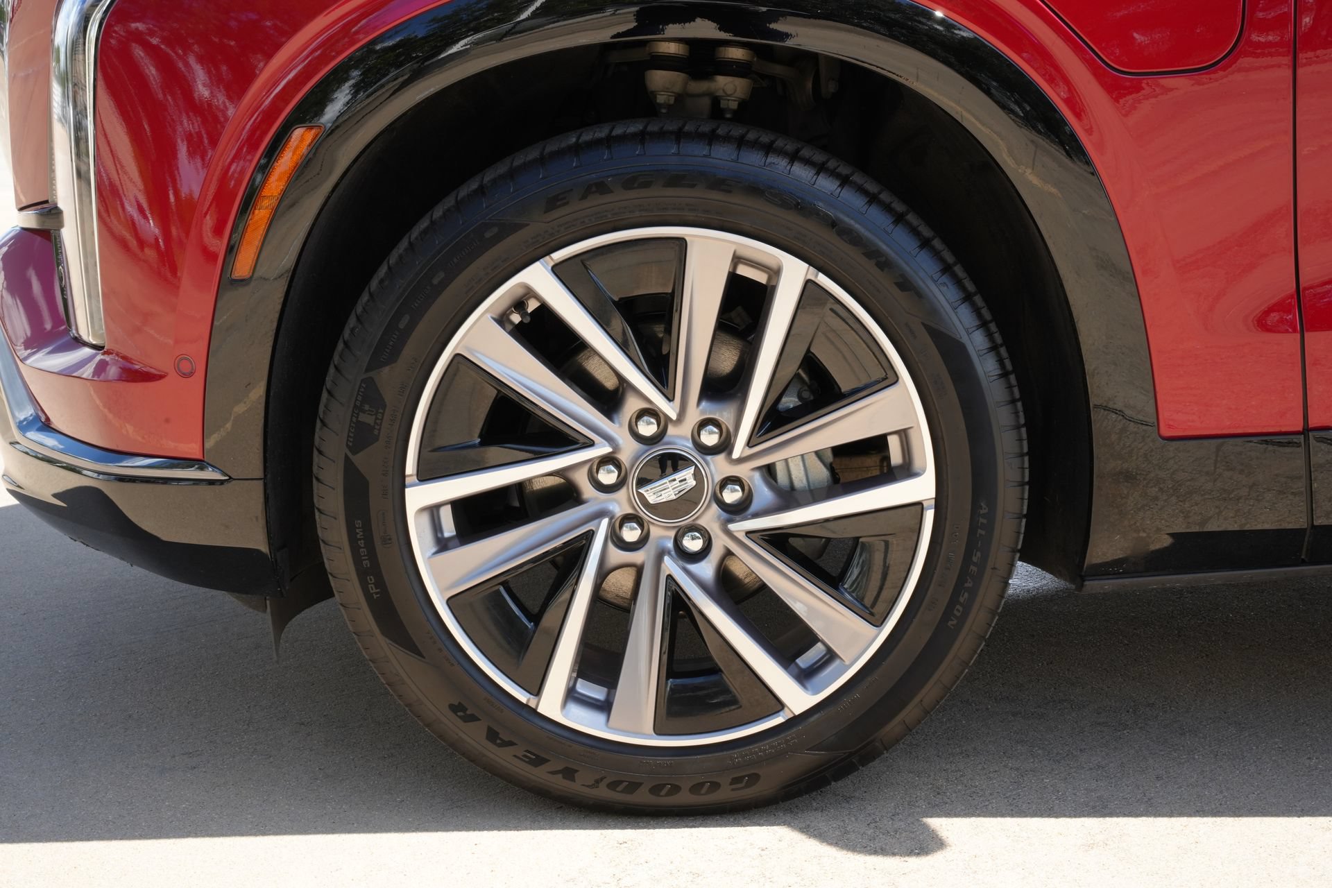 Certified 2026 Cadillac Vistiq Sport w/ LPO, Floor Liner Package AWD/4WD image 30