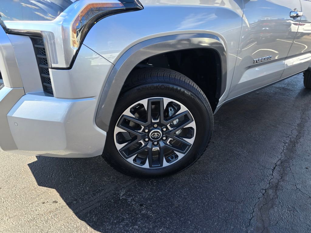 Used 2024 Toyota Tundra Limited AWD/4WD image 2