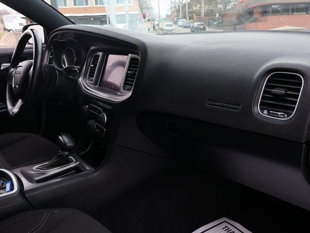 Used 2023 Dodge Charger SXT image 8