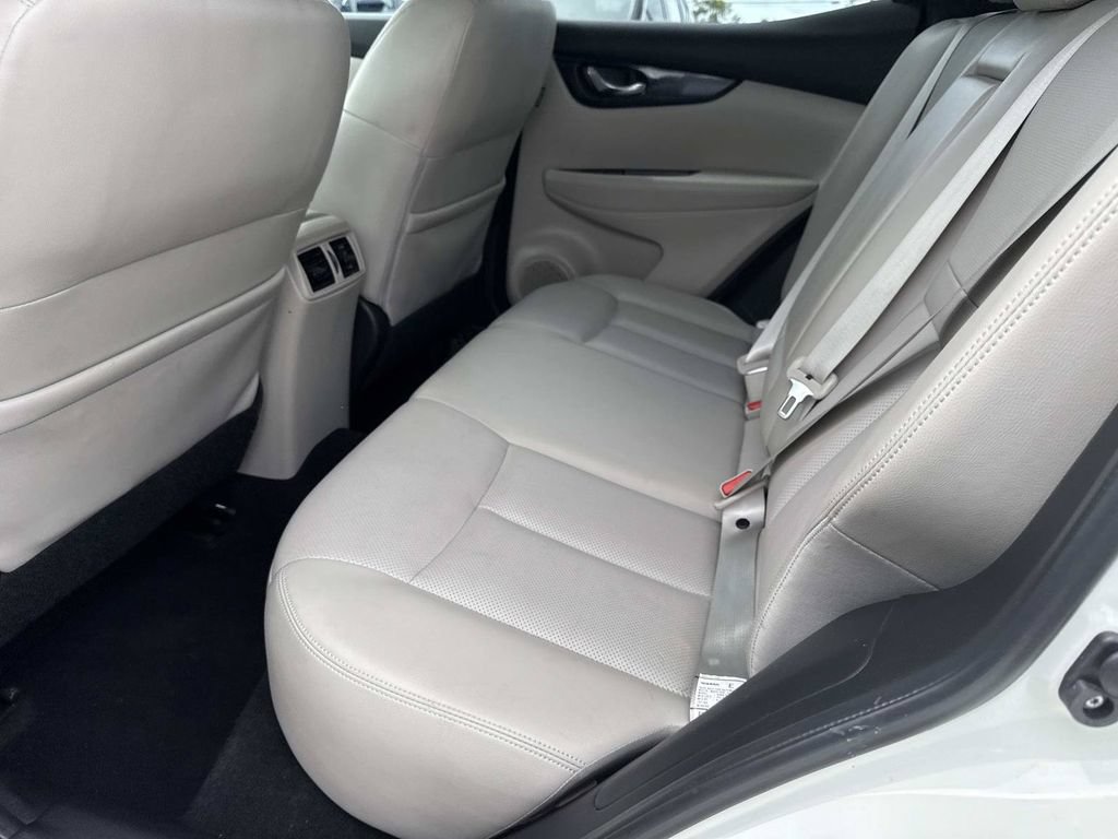 Certified 2019 Nissan Rogue Sport SL w/ Premium Package FWD image 13